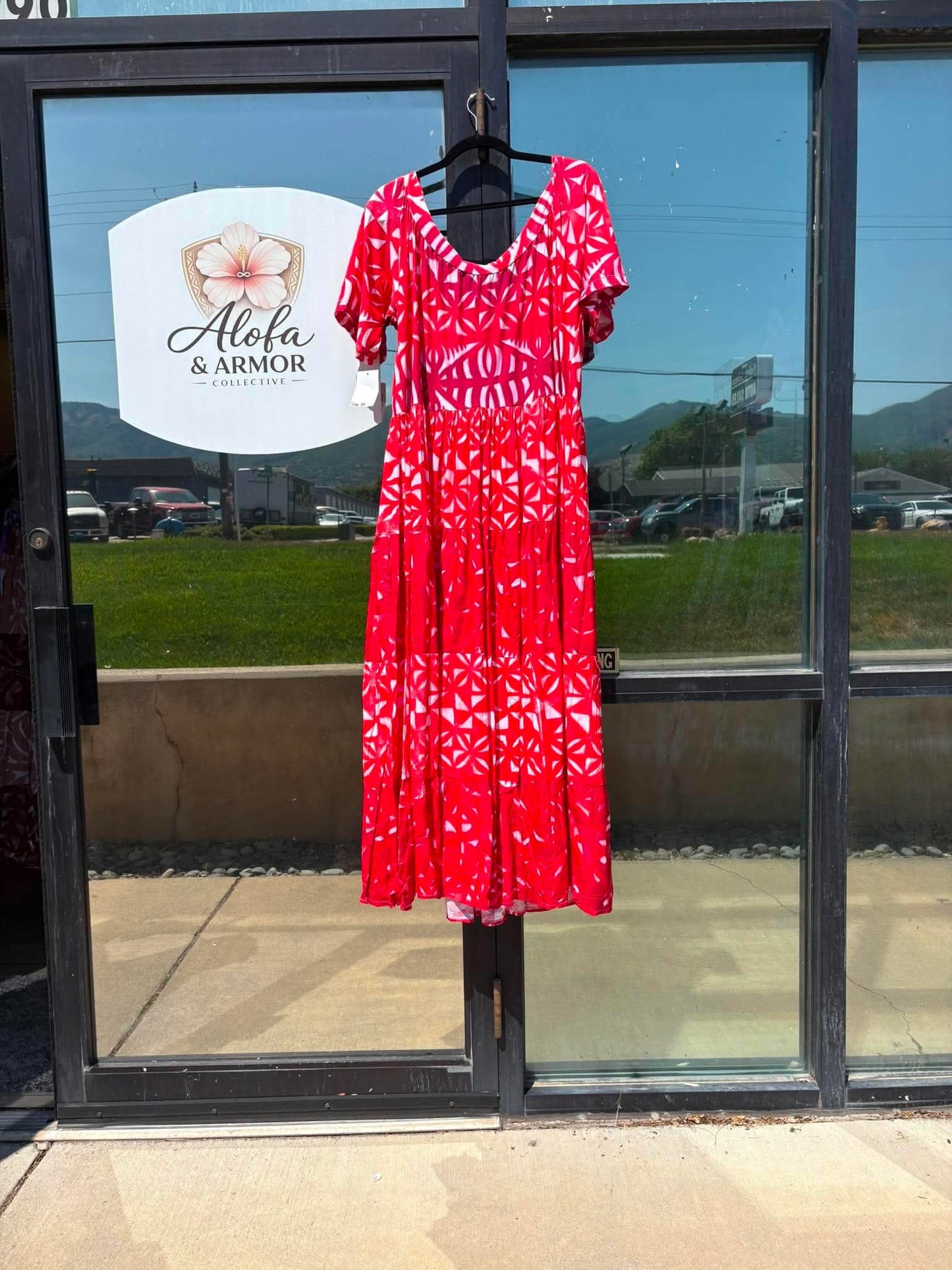 (Size 24) Island Bloom Tiered Maxi Dress – Red & White Geometric Tribal Print