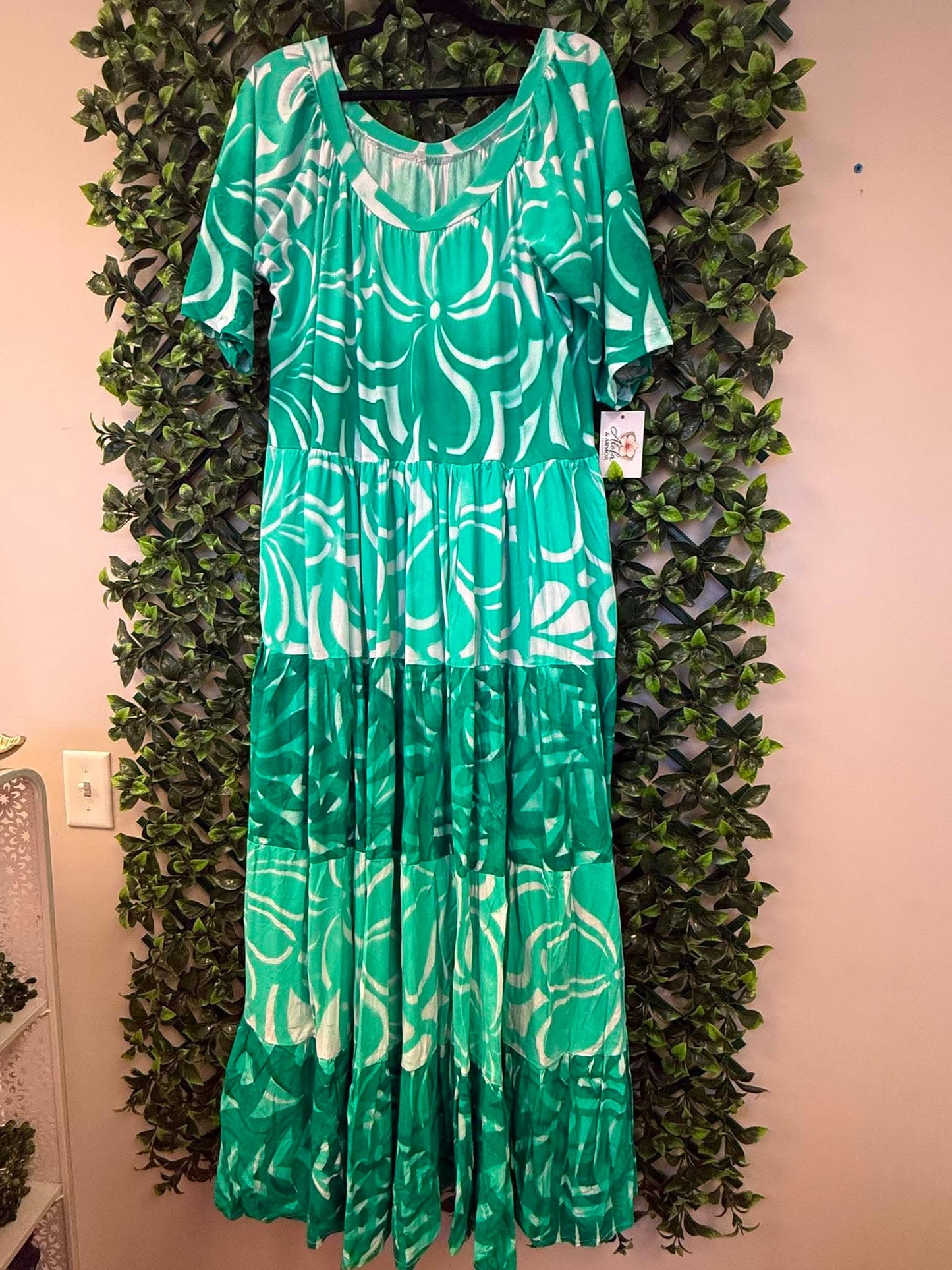 (Size 26) Lanu o le Alofa Dress: Emerald, Teal & White Tiered Tropical Print