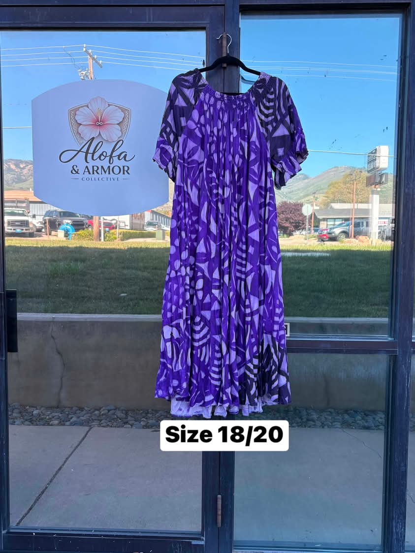 Alofa Lalelei Delia Gathered Dress – Violet, Lavender, & Black Traditional Motif with Ruffle Flared Sleeves (Size 18/20)