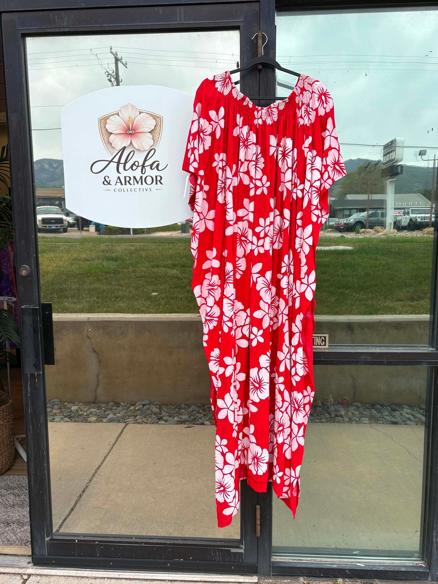 Galu Alofa Luxurious Gathered Kaftan Maxi Dress – Red & White (24/26)