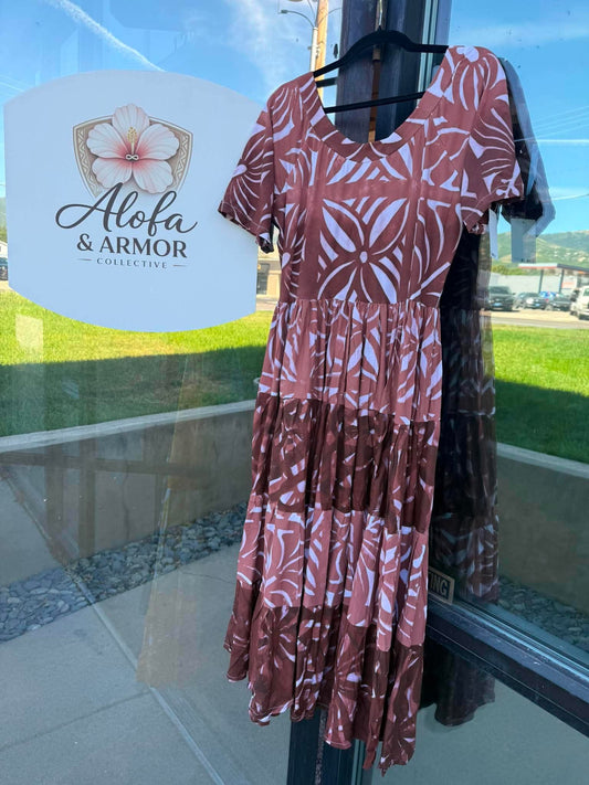 (Size 16) Island Bloom Tiered Maxi Dress – Terracotta, Dark Brown & White Floral Geometric Print