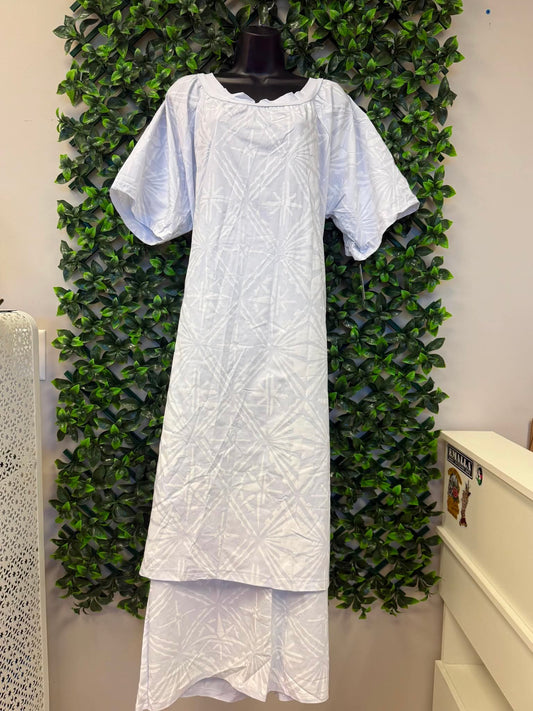 (Size 28) Pure Alofa White Puletasi Two-Piece Set: Scoop Neck Tunic & Diamond Starburst Grid Maxi Skirt