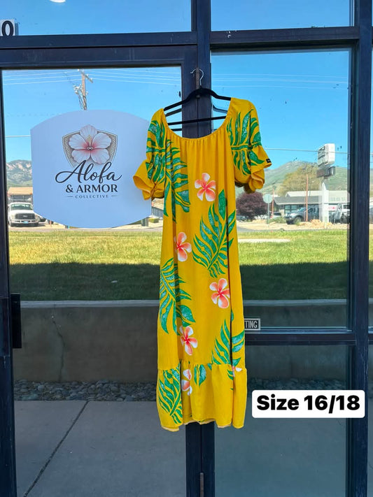 Size 16/18 - Island Flow Muumuu – Mustard Yellow, Kelly Green & Coral Pink Botanical Print