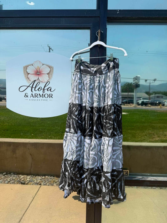 (Size 18) Galu Alofa "Wave Of Love" Tiered Maxi Skirt – Black, Gray & White