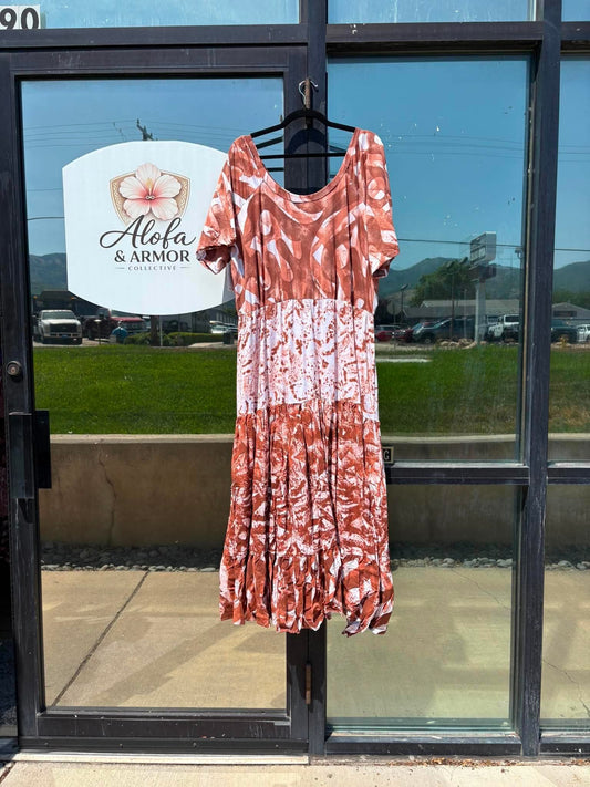 (Size 26) Island Bloom Tiered Maxi Dress – Terracotta Rust & White Organic Tribal Print