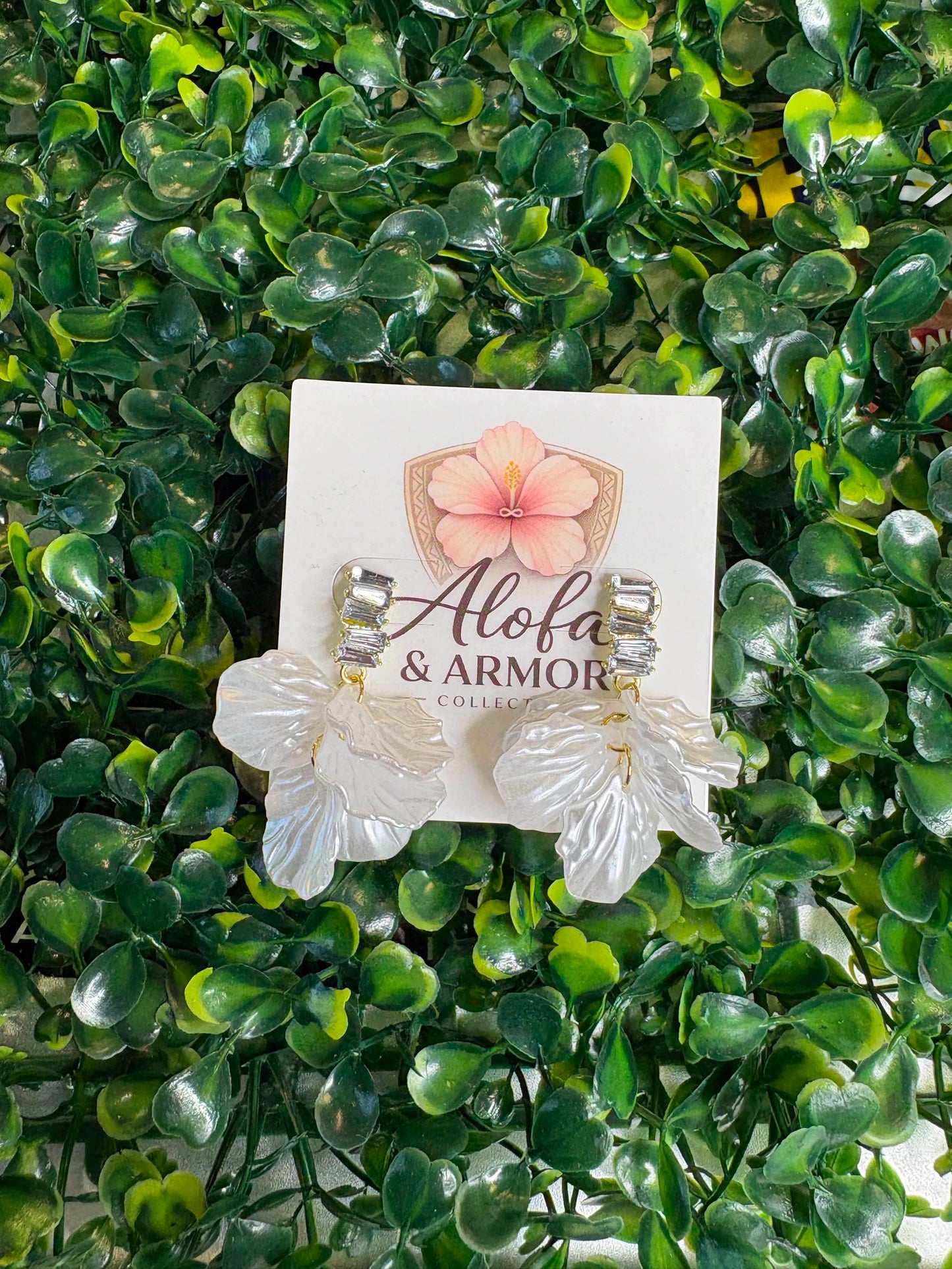 Tropical Luxe Shimmering White Pearl Floral Statement Drop Earrings
