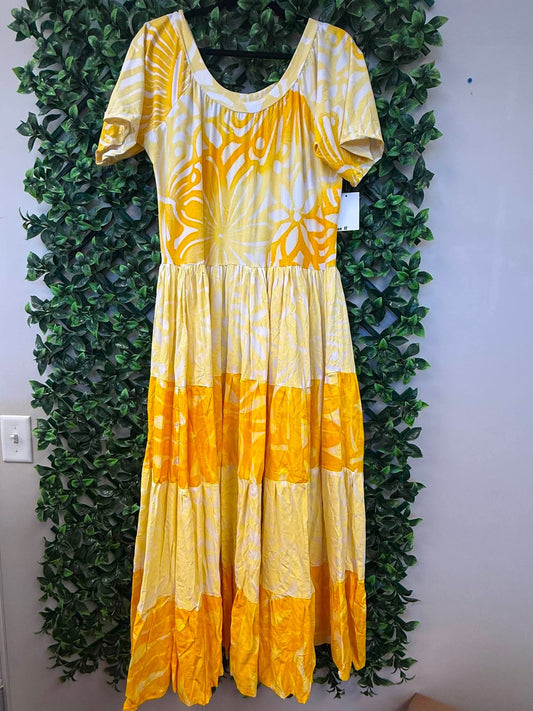 (Size 22) Lanu o le Alofa Dress: Gold, Yellow & White Tiered Tropical Print