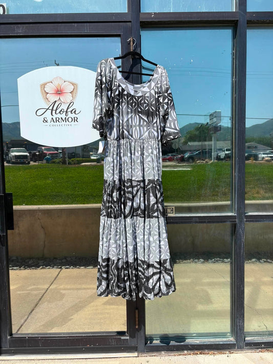 (Size 26) Island Bloom Tiered Maxi Dress – Black, Grey & White Mixed Motif Tribal Print