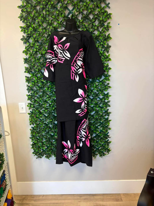 (Size 24) Le Lalalei Puletasi: The Beauty Collection – Black, Hot Pink & White Floral Tribal Print