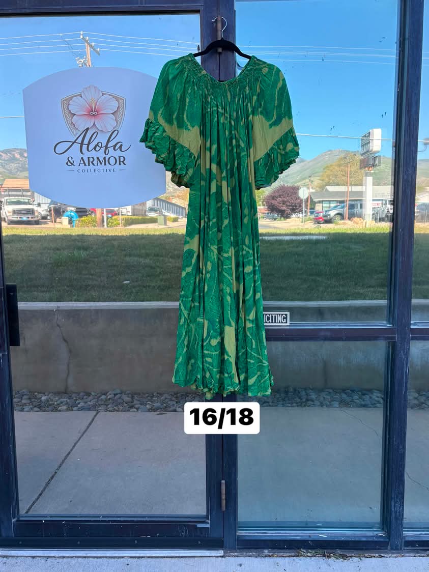 Alofa Lalelei Delia Gathered Dress – Lime Green & Kelly Green with Ruffle Flared Sleeves (Size 16/18)