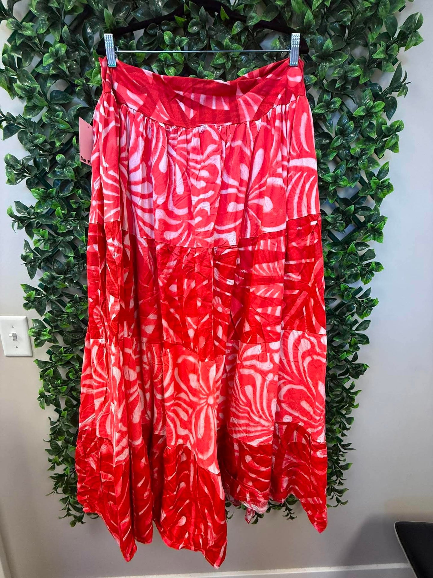 Galu Alofa "Wave Of Love" Tiered Maxi Skirt – Crimson Red & Hot Red (Size 20)
