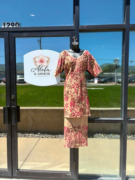 (Size 20) Le Lalelei Puletasi: The Beauty Collection – Tan with Berry & Plum Accent