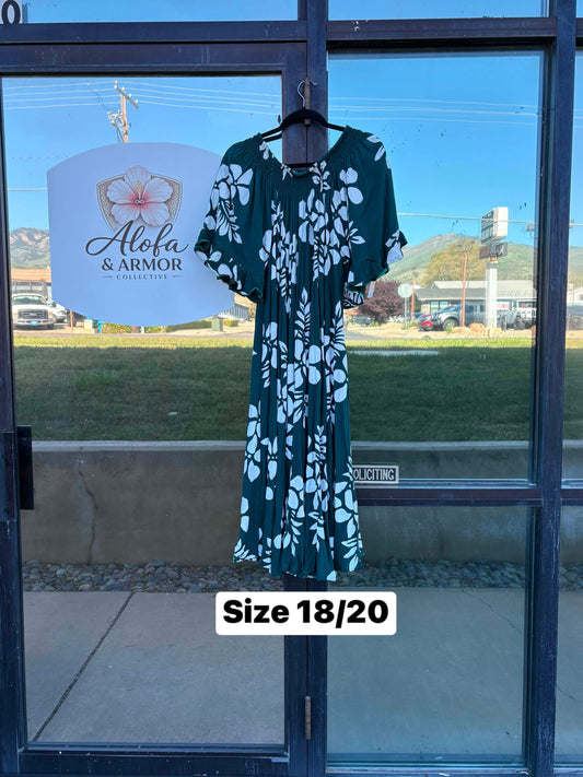 Alofa Lalelei Delia Gathered Dress – Forest Green & White Tropical Print with Ruffle Flared Sleeves (Size 18/20)