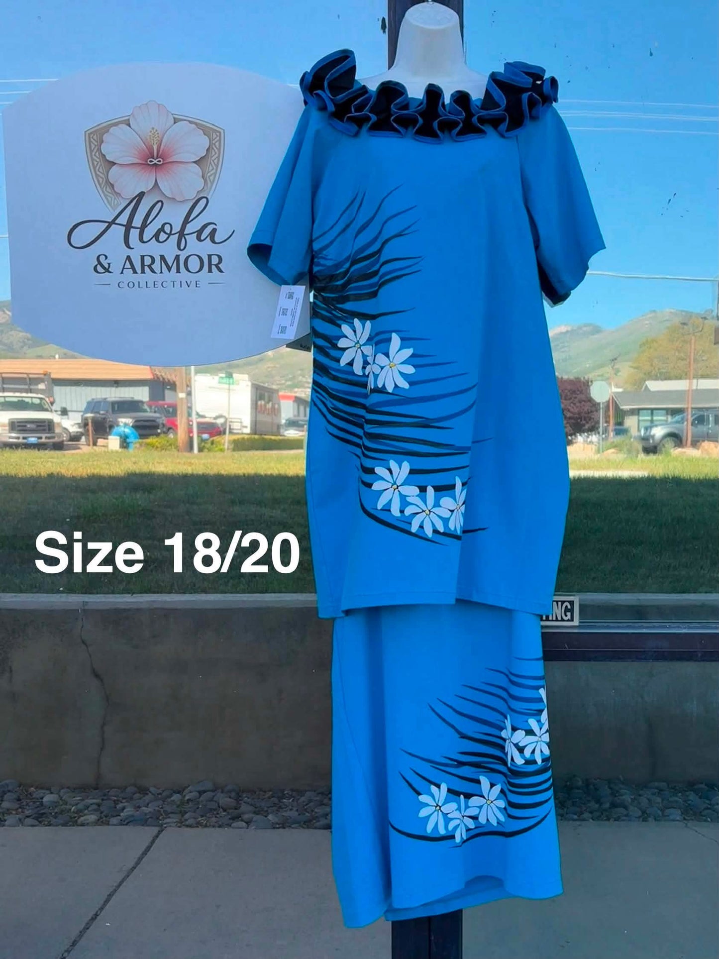 Le Lalelei Puletasi: The Beauty Collection – Sky Blue, Royal Blue, Black & White (Size 18/20)