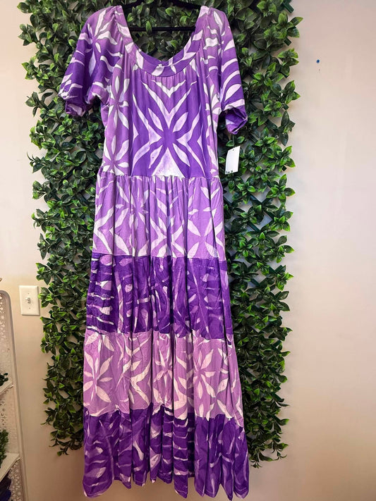 (Size 26) Lanu o le Alofa Dress: Dark Purple, Lavender & White Tiered Tropical Print