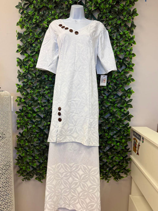 (Size 20) Pure Alofa White Puletasi Two-Piece Set: V-Neck Tunic with Brown Button Accents & Geometric Flower Print Maxi Skirt